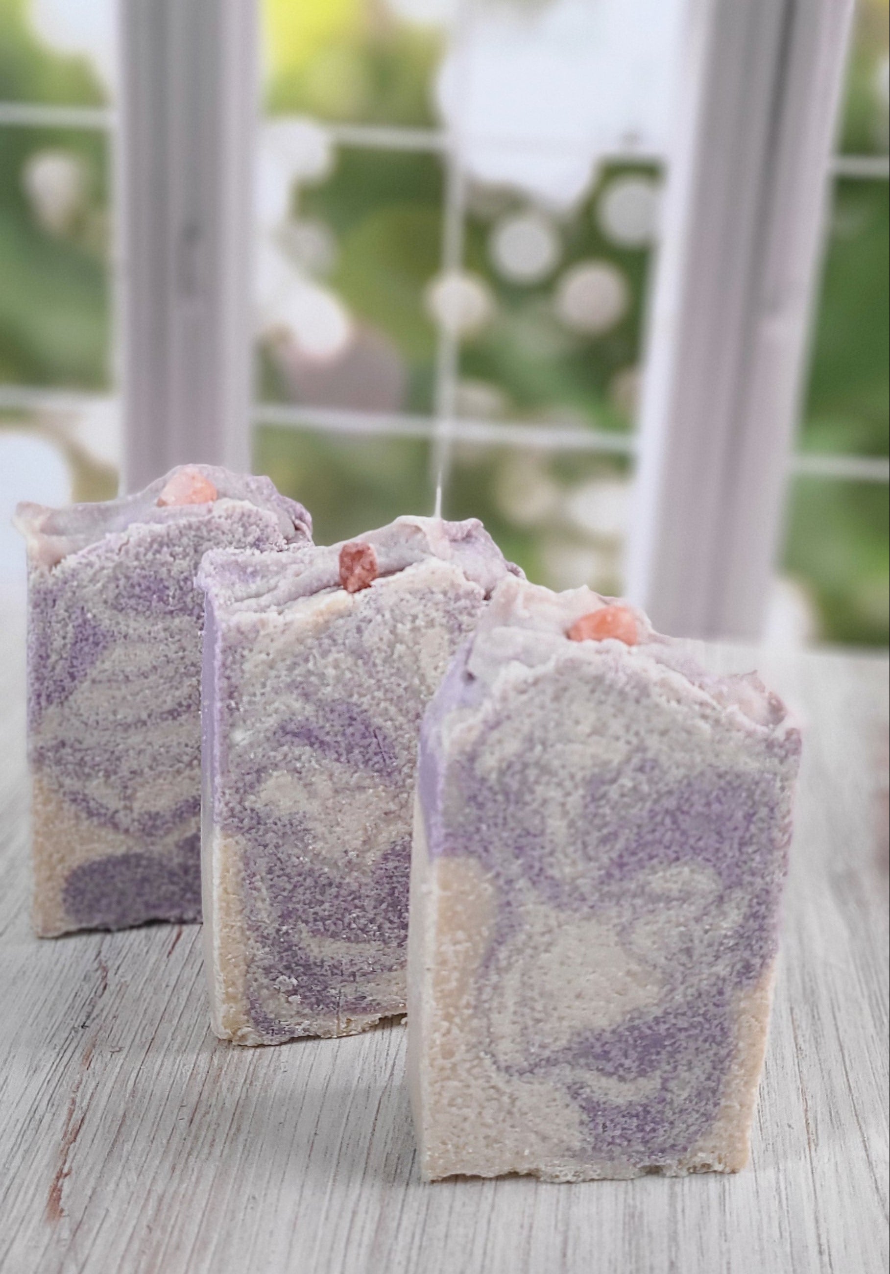 Lilac Bouquet Salt Bar