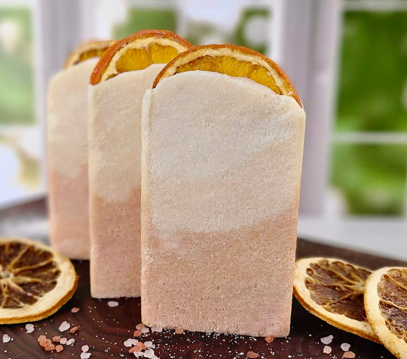 Hint of Ruby Salt Bar