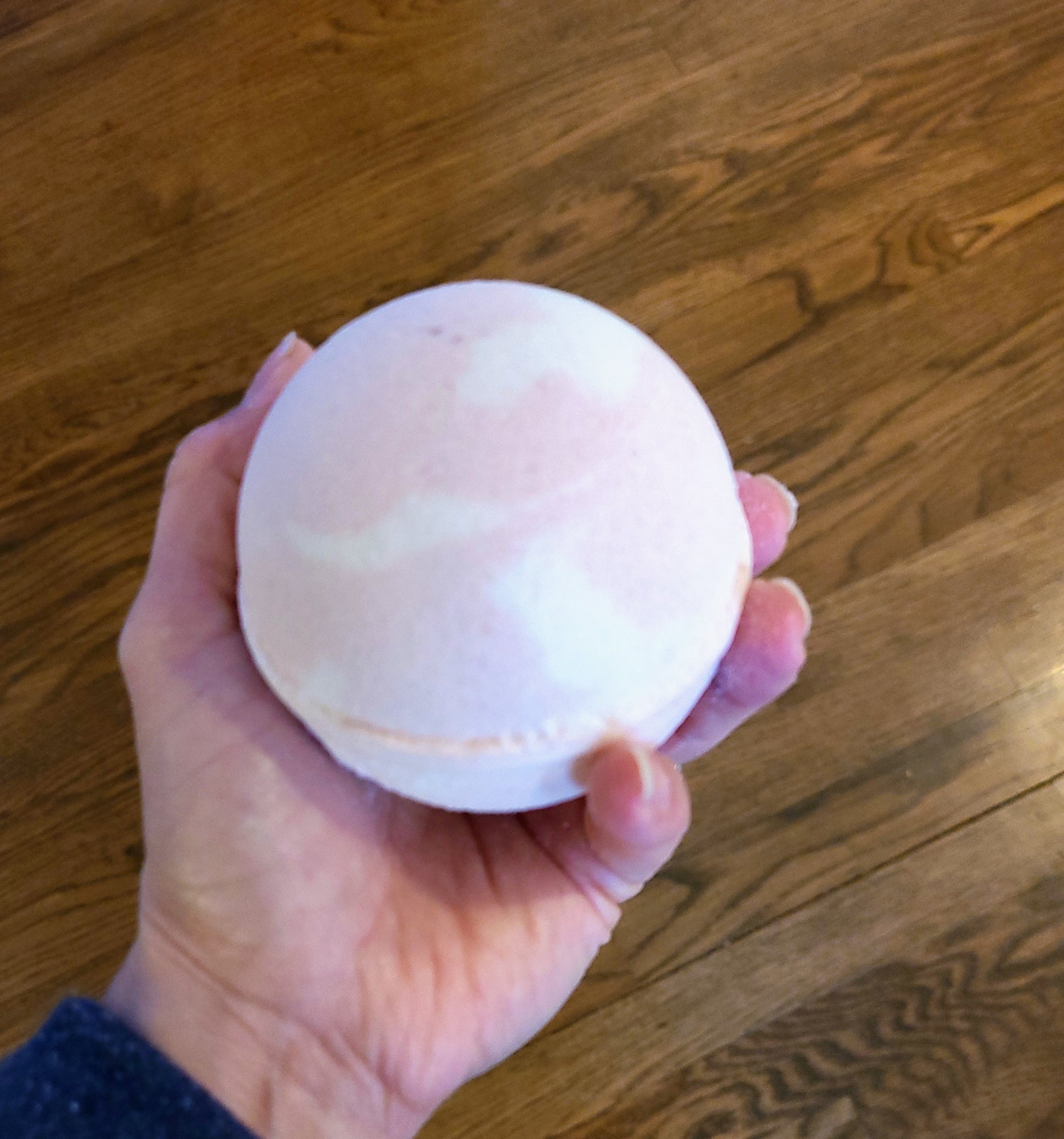 Peppermint Twist Giant Bath Bomb